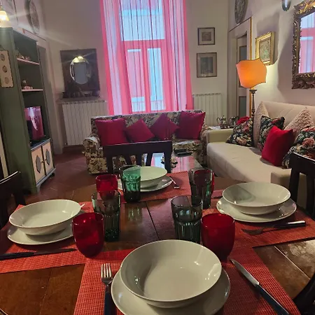 Dimora Lucrezia Апартаменты