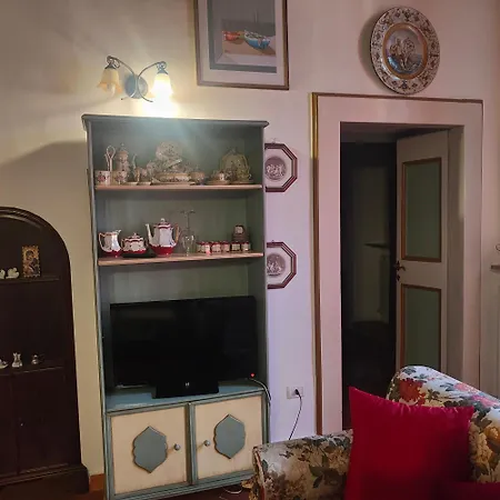 Dimora Lucrezia Апартаменты