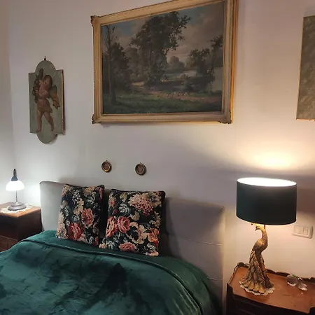 Dimora Lucrezia Апартаменты *