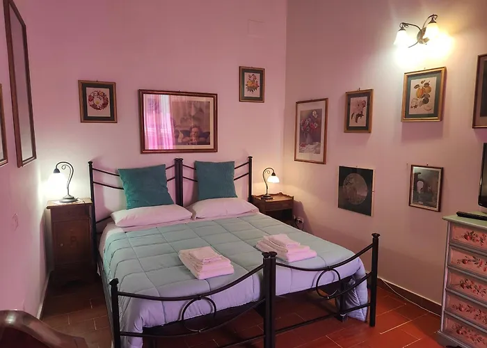 公寓 Dimora Lucrezia 斯波莱托