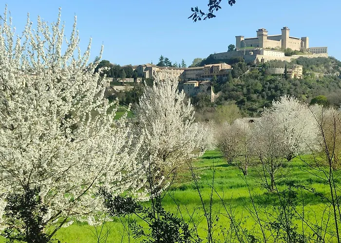 公寓 Dimora Lucrezia *